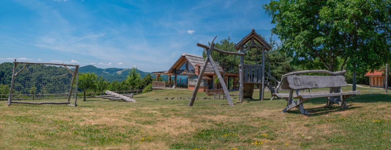 Holiday Home Ernest Zelezni With Hot Tub Ivancna Gorica Εξωτερικό φωτογραφία