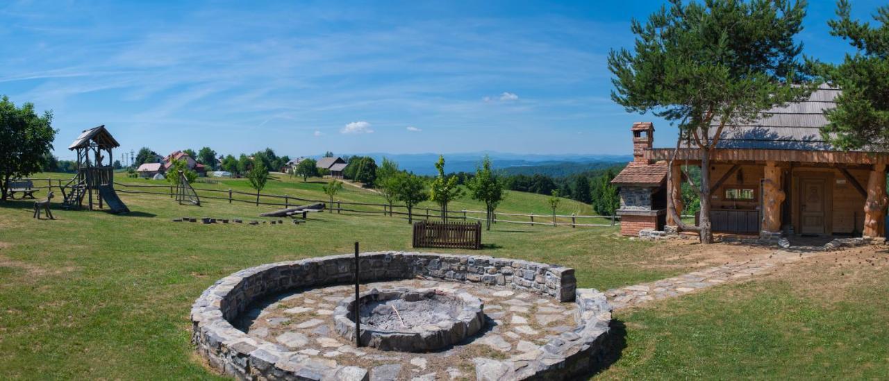 Holiday Home Ernest Zelezni With Hot Tub Ivancna Gorica Εξωτερικό φωτογραφία